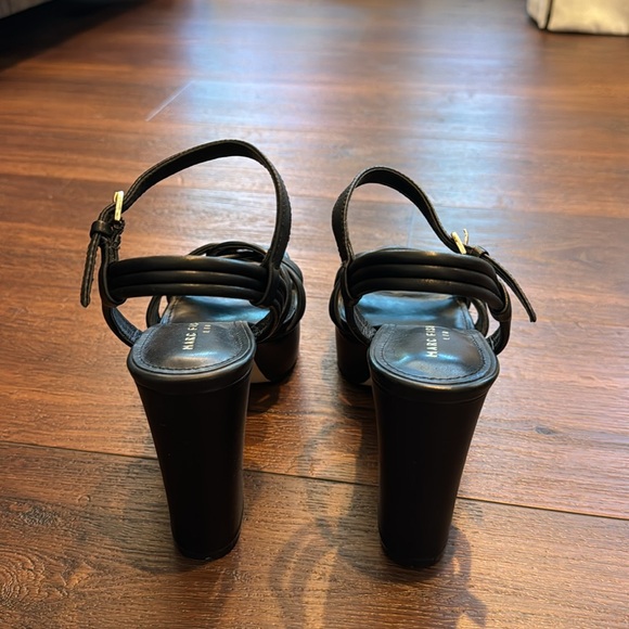 Marc Fisher Cairo NWOT Platform Dress in Black with Block Heel. - Picture 3 of 6